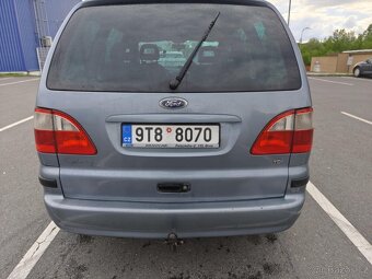 Ford galaxi - 12