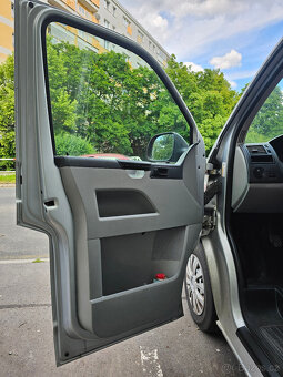 VW Transporter T5.1 L2 2015 serviska ČR 149 t.km - 12