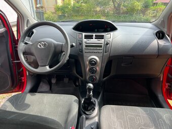 Toyota Yaris 2009 (1.33, 74kW) - 12