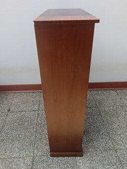 Knihovna, policová skříňka, nábytek - 12