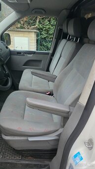 VW Transporter T5 1,9tdi 75kW najeto 180tkm, r.v.2007 - 12