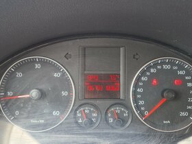 Volkswagen Golf 1,9TDi kombi 77kw rok 2009 - 12