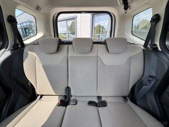 Ford Tourneo Courier 1,0i 74 Kw Titanium - 12