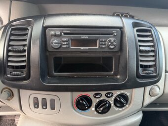 Opel Vivaro  2.0 CDTI - 12