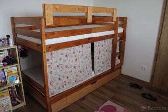 Patrová postel z masivu, palanda - 12