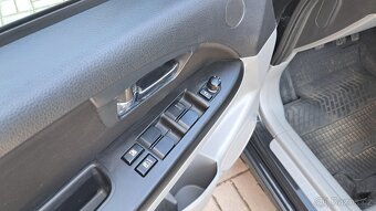 Suzuki SX4, 1.6i / 4x4 STYLE - 12