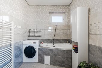 Prodej bytu 3+1 75 m² Římská, Kladno - 12