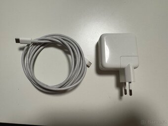 Apple MacBook Air 13” Retina (2020) - 12