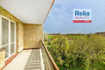 Prostorný RD s garáží v klidné části obce Břehy,  952 m2 - 12
