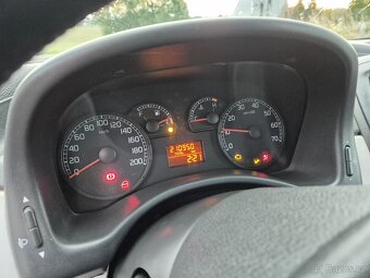 Fiat Punto 1.2 8V - 12