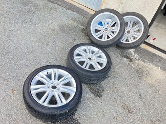 Koncernová alu kola VW 7x17" ET-49, pneu Bridgestone 225/45 - 12