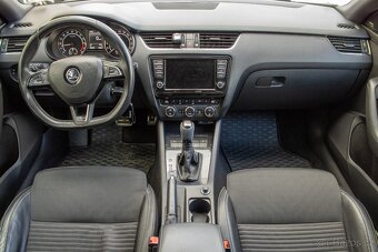 Škoda Octavia Combi 2.0 TD DPF RS DSG - 12