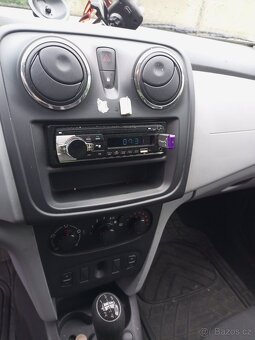 Dacia Logan 1,2 - 12
