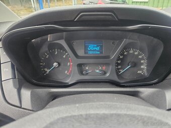 Ford Transit 2,2 TDCI 114 KW L2H2 8 míst - 12