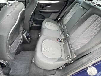 BMW 218d Automat,LED,KeyLess,Navi,Vyhř.Sedačky,El.kufr,zimKo - 12