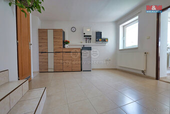 Prodej rodinného domu, 137 m², Vyškov, ul. Pazderna - 12