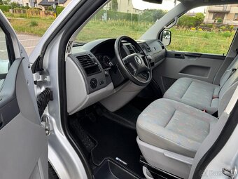 VW TRANSPORTER T5 1.9TDI 77KW 6 MÍST R.V.2004 - 12