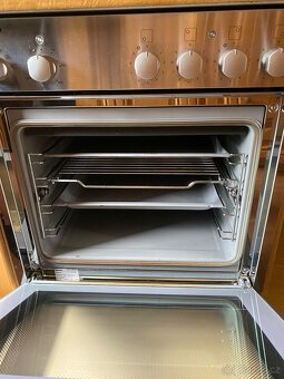 Hnědá kuchyňská linka z Německa se spotřebiči - 12