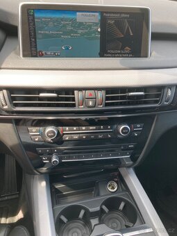 BMW X5 xDrive40d, 230kW - 12