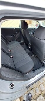 Volkswagen Passat B6 2.0 T (2007) - 12