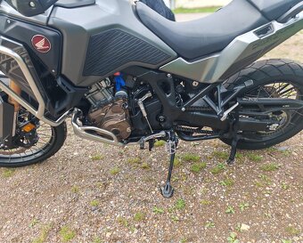 2023 Honda Africa Twin - havarovaná - 12