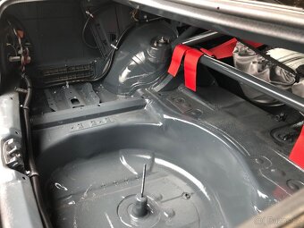 Bmw E36 coupe V8 - 12