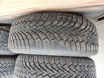 4ks plechových disků Fabia 3+zimní pneu  185/60/15 7mm - 12