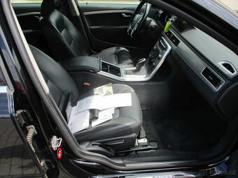 VOLVO XC70 2,4D 133kw Geartronic Momentum AWD 2015 - 12