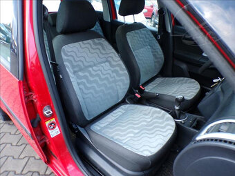 Škoda Roomster 1,4 16V STYLE - 12