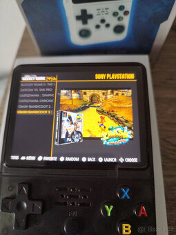 Handheld konzole R36S černá (verze ArkOS 2.0) +15000 her - 12