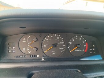 Nissan Stanza 2.4i 12V USA - 12