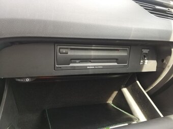 Škoda Octavia 3 1.6 tdi 81kw Green line 126 tis km - 12