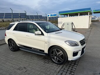 Mercedes-Benz ML 63 AMG 4M / DESIGNO / TOP VÝBAVA / CZ - 12
