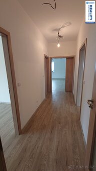 Novostaba rodinného domu, užitná plocha 144m2 - Drahotěšice, - 12
