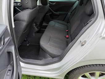 Škoda Scala 1.6 TDi Virtual - 12