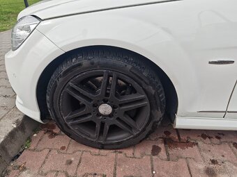 Mercedes C280 (W204) AMG - 12