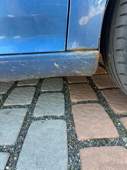 VW Golf V 1,9TDI 77KW - 12