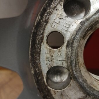 ALU kola Audi A4, 5x112 ,ET39 zimní pneu 195/65/15 - 12