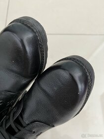 Dámské kotníkové boty s kožíškem – vel. 37 - 12