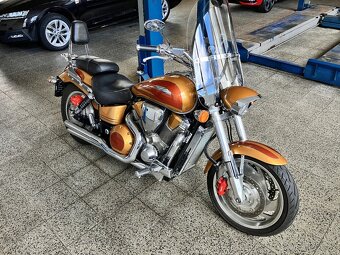Honda VTX - 12