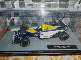 Prodám nerozbalené modely aut 1/43 - 12