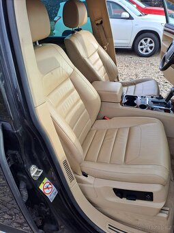 Volkswagen Touareg 3.0 TDI V6 176kW ČR WEBASTO - 12