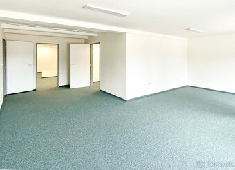 Výrobní a kancelářské prostory, showroom, k pronájmu, areál - 12