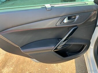 Peugeot 508 GT SW 2.2HDi 150kW - 12