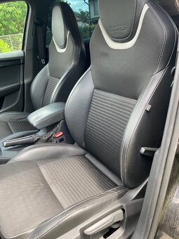 Škoda Octavia Kombi RS 2.0 TDI - 12