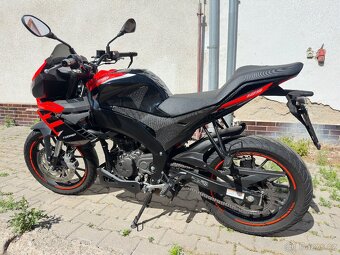 Aprilia tuono 125 - 12
