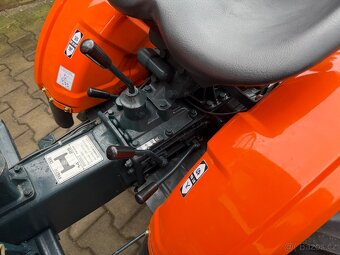 malotraktor Kubota B5000 - 12