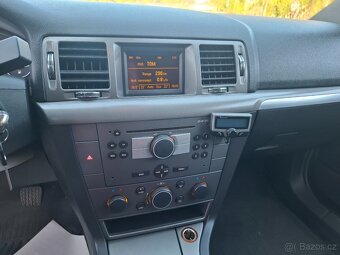 OPEL VECTRA 2.2i BENZÍN 114Kw, r.06,VELMI PĚKNÁ, PÚVOD ČR - 12