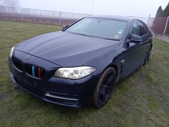 BMW F10 náhradní díly z vozu stříbrná - 12