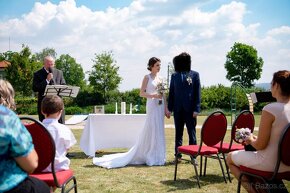 Svatební šaty Pronovias Laren - 12